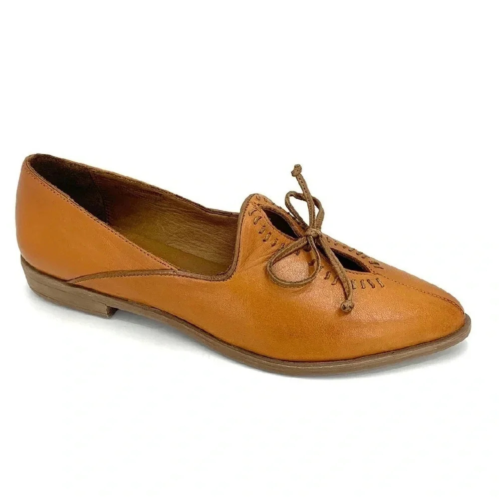 Bueno Baja Women's Slip-On Shoe Tan Size 38 US 8.5-9